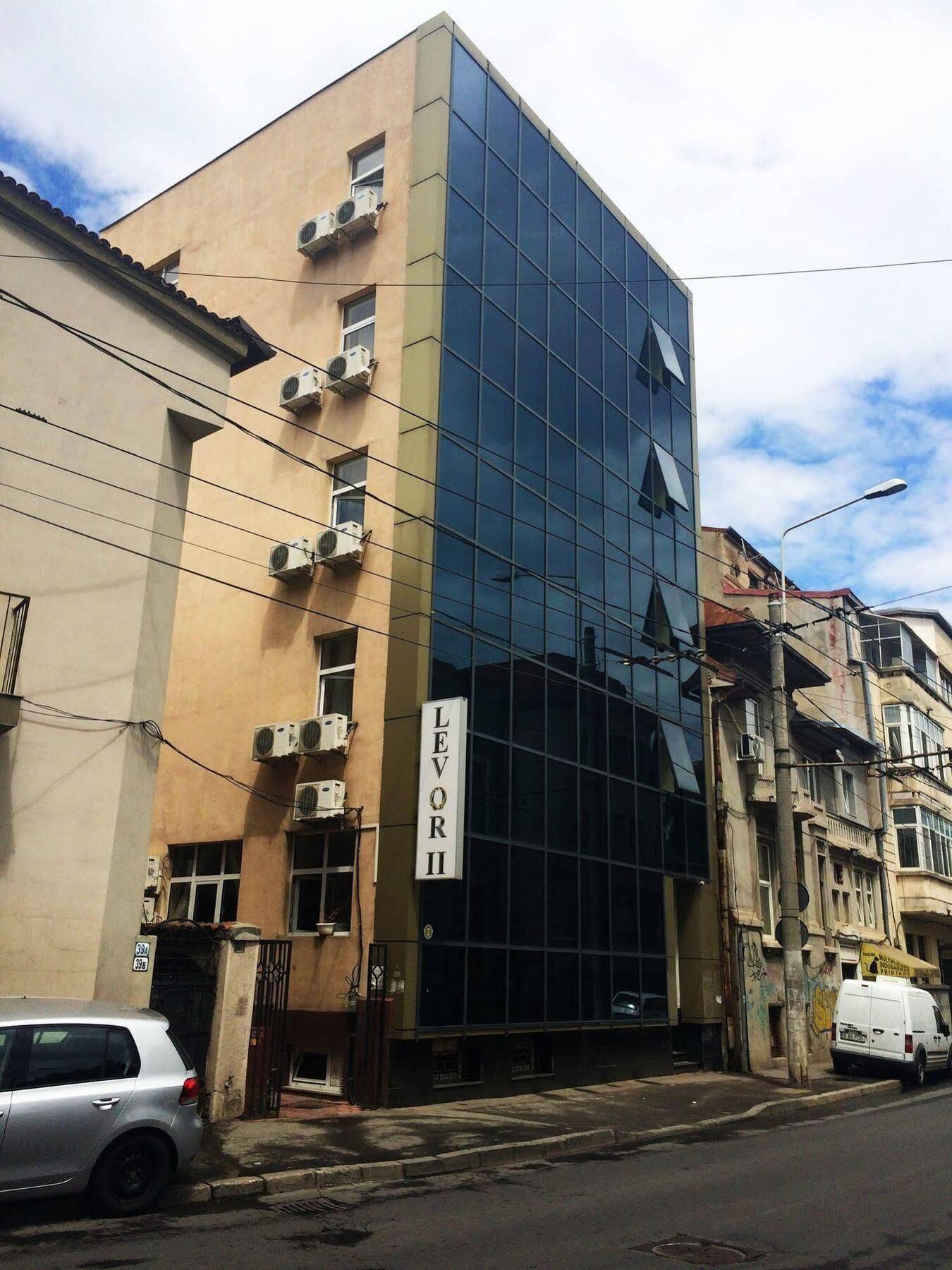 Kosher Hotel Lev Or ブカレスト エクステリア 写真