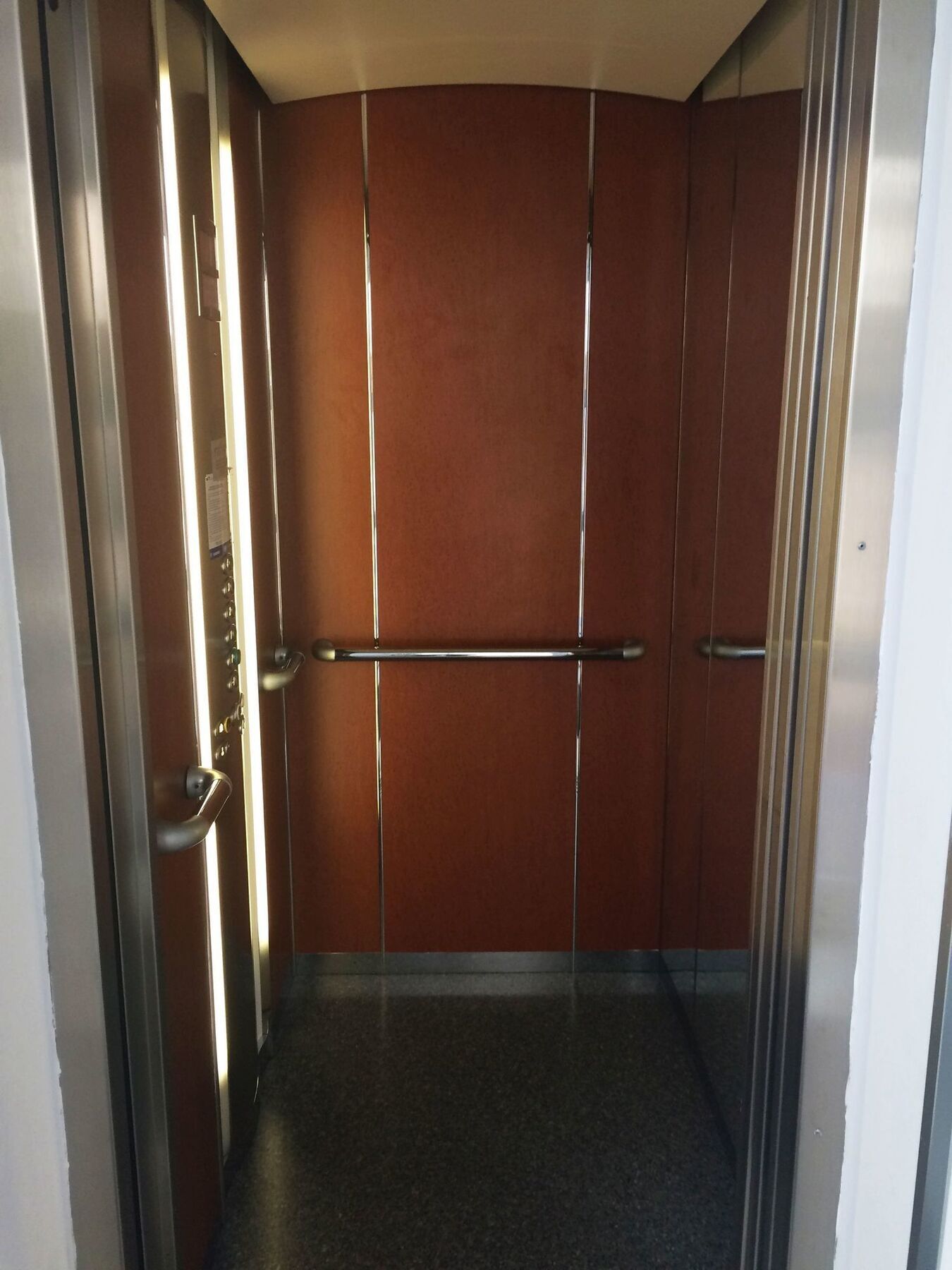 Kosher Hotel Lev Or ブカレスト エクステリア 写真